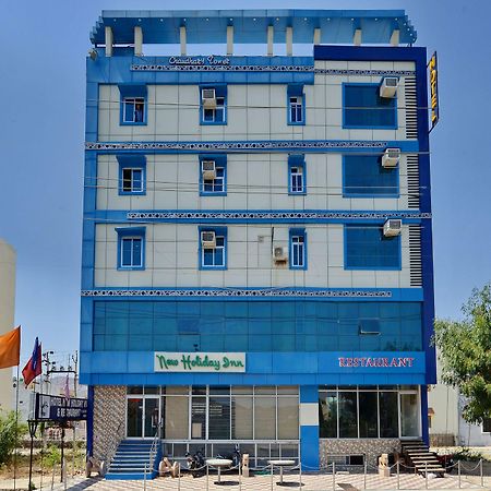 Oyo 2061 Hotel New Holiday Inn 阿杰梅尔 外观 照片