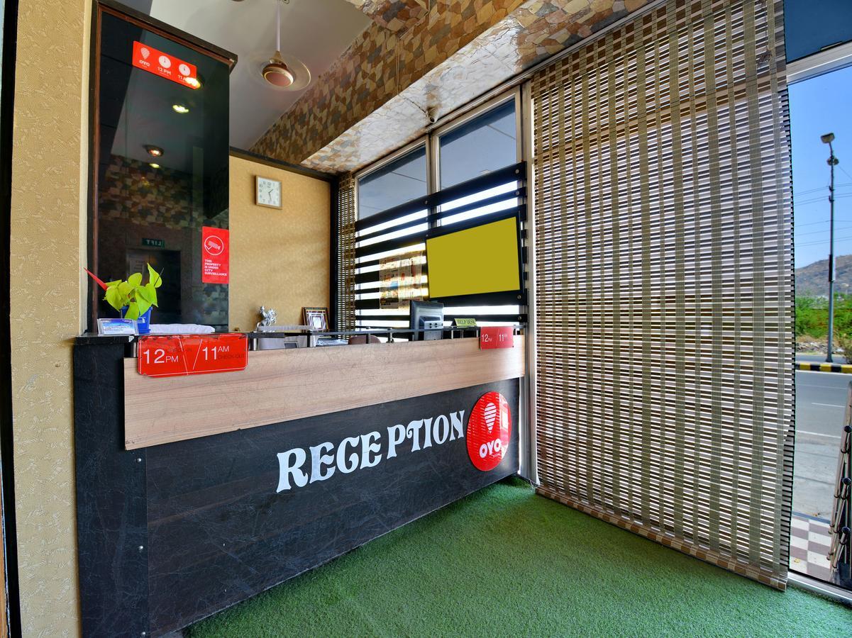 Oyo 2061 Hotel New Holiday Inn 阿杰梅尔 外观 照片